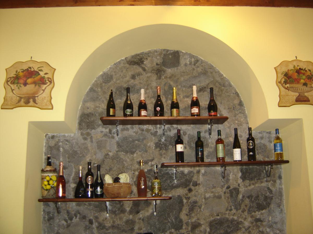 Ai Vecchi Crateri Pension SantʼAlfio Buitenkant foto